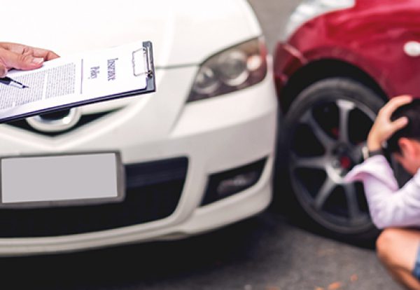 5 Mistakes to avoid while buying a car insurance policy (1)